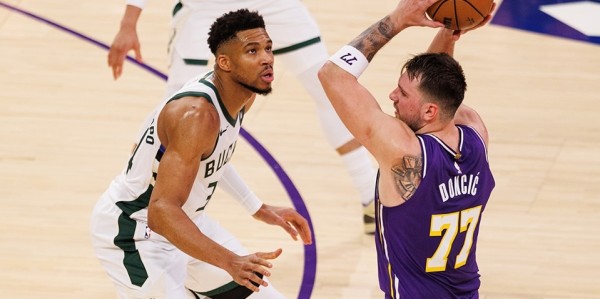 皇冠体育官方入口-NBA截止日汇总！字母哥留队，祖巴茨加盟步行者，湖人计划曝光