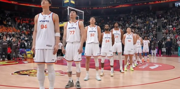 CBA疯狂一夜！广东输上海40分 广厦送前总冠军15连败 附最新排名