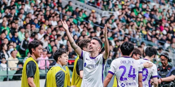 皇冠体育官方网站-工体5.5万球迷沉默！国安2-4遭津门虎碾压，5方面让球迷彻底寒心|蒙哥马利|天津津门虎|法比奥|北京国安|联赛_新浪体育_新浪新闻